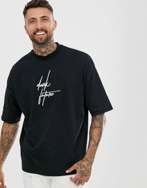 Typo-Graphic - Printed T-shirt